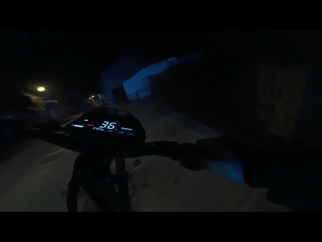 (FULL VIDEO) 🚨 E-scooter Rider on the Kukirin G4 HUMILIATES Police in Wild Chase! 🛴