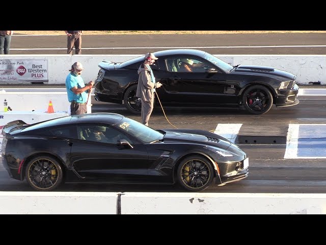 Zo6 Corvette vs Mustang Roush Stage 3 - drag race