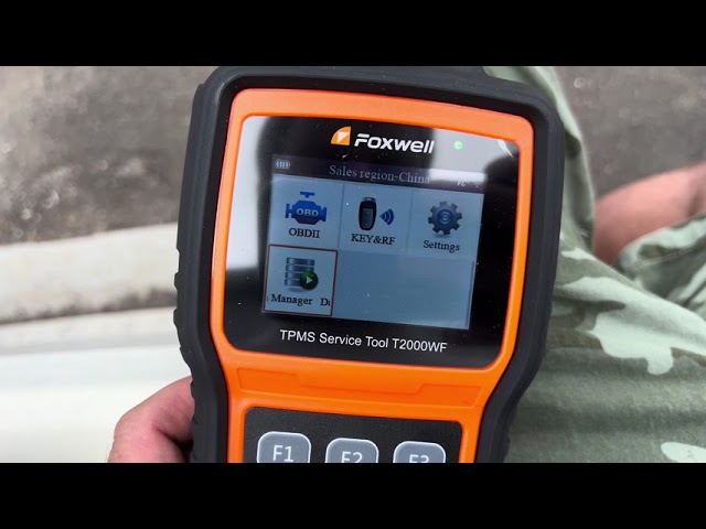 How to program TPMS sensor on BMW E90