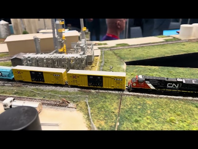 N-Possible Prototype Coupler Train DPU Operation on NSE Nashville on Nashville Free-moN Layout