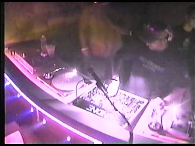 SHARAZ @ CYBERZONE Late 2000