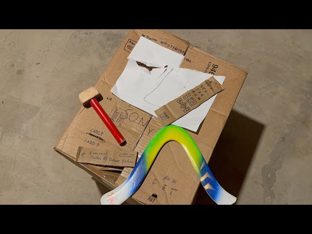 End for a Large Cardboard Sony Trinitron Mega HD CRT TV (With 3.0)