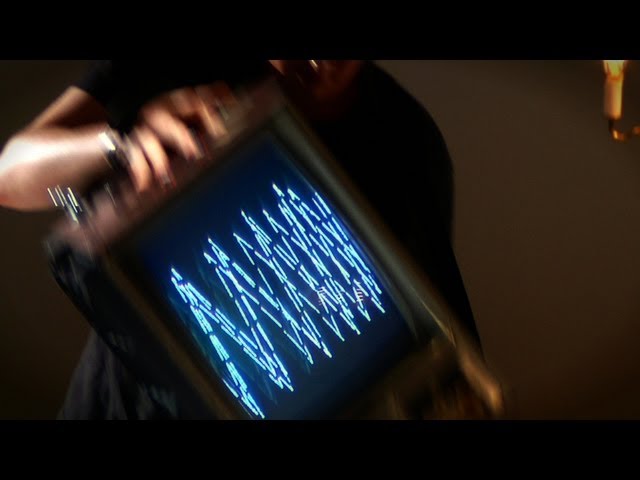 de/Rastra - Oscillographic Synthesizer and Computer Interface - Kyle Evans (Performance Excerpts)