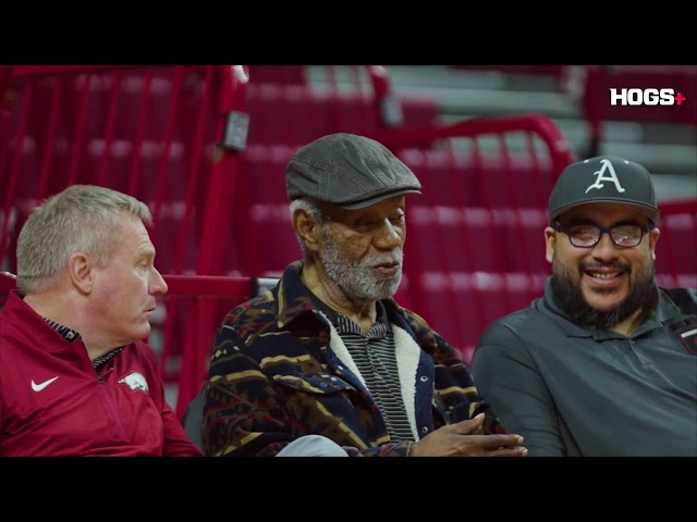 Nolan Richardson Visits Razorback Basketball Practice - The Follow
