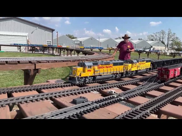 RLD Hobbies fall open house running G scale trains. Day 2 on October 3, 2025.