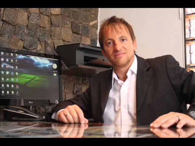 Entrevista a Fernando Vecchio, en Frecuencia Emprender. La radio con pasion emprendedora.