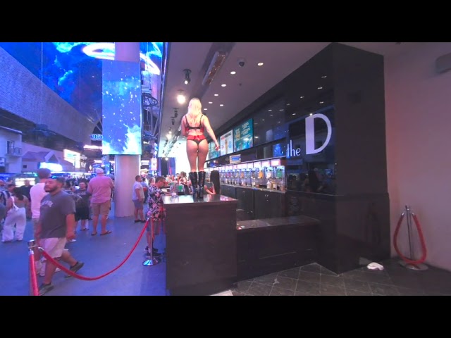 What Happens Friday Night on Fremont Street? Crazy 3D Virtual Reality Walk!