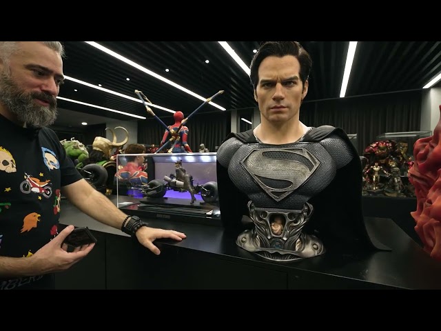Exclusive Queen Studios Office Tour in China: Unveiling Life-Size Marvels & Cancelled Projects! 🏢🌟
