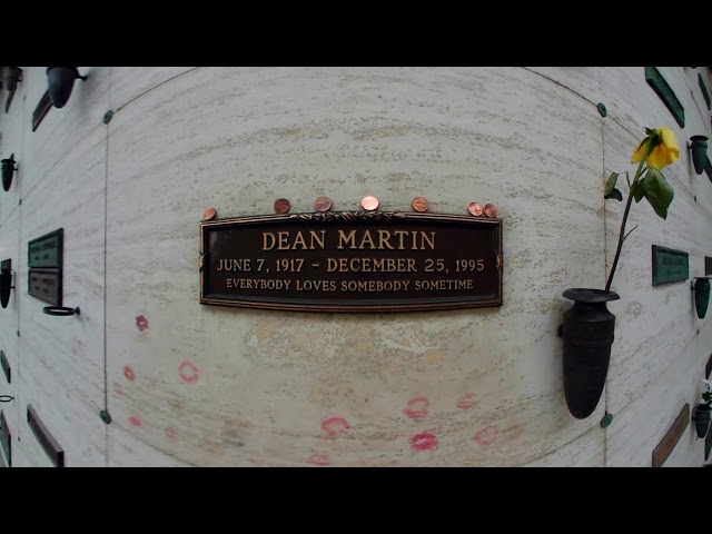 Dean Martin virtual reality - GraveTour.com - Take a famous grave tour!