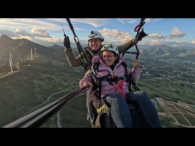 Vuelo en Parapente Loja Ecuador 
