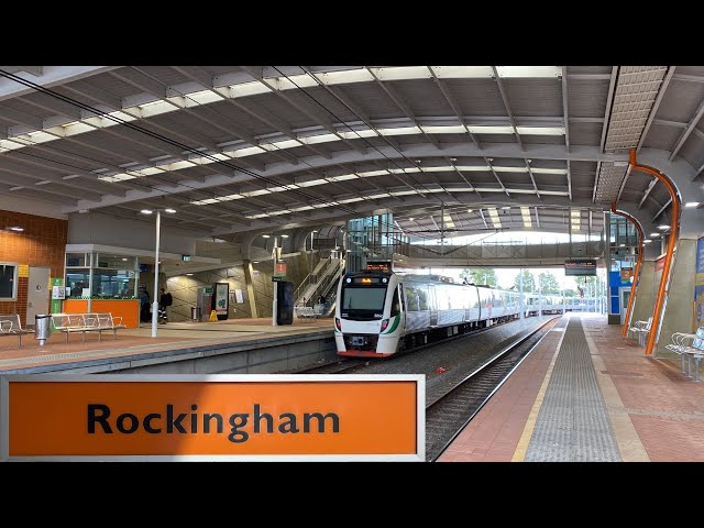 Trains at Rockingham Station