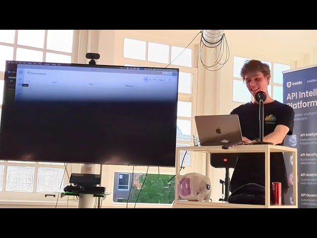 Google Agent Demo: LangChain, Semantic Kernel, & Multi-Agent Chat UI in Action!