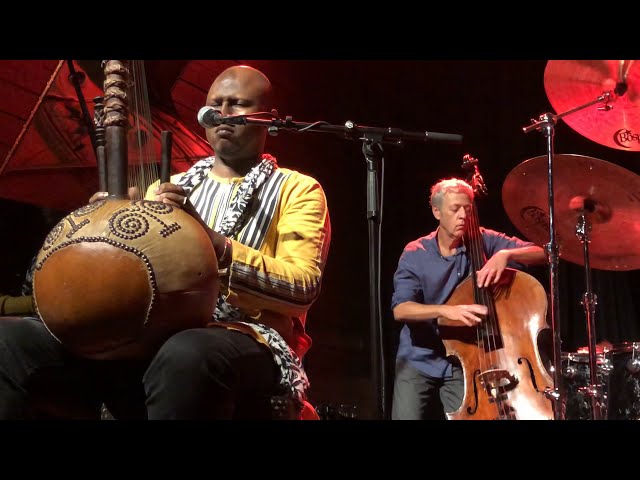 Ablaye Cissoko & Simon Goubert Quartet, live au Club à Comines - 20/09/2019