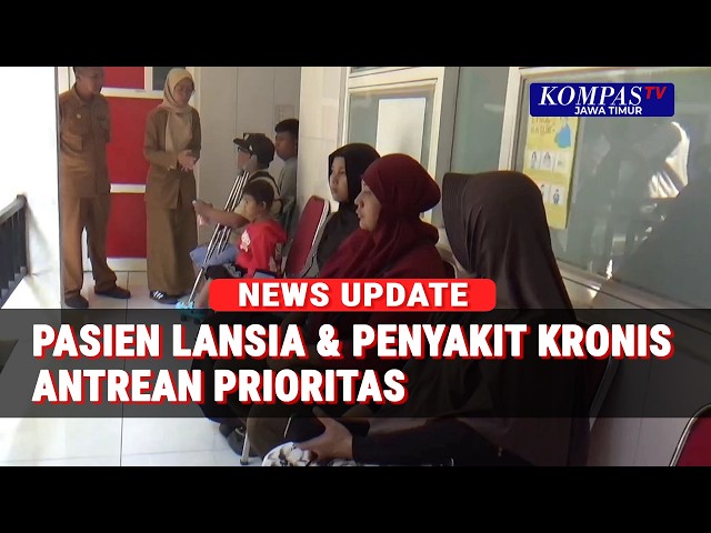 Elderly and Chronically Ill Patients Now Receive Priority Queuing at Jember Public Health Centers