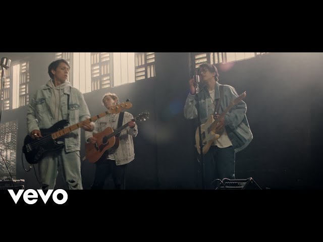 TIMØ - Espejito Espejito (Official Video)
