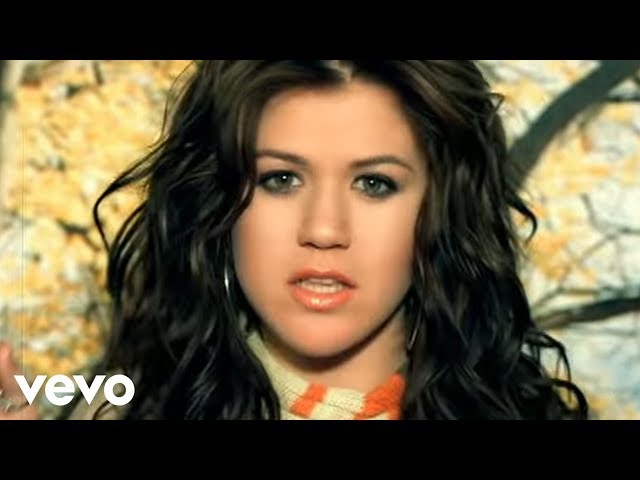 Kelly Clarkson - Miss Independent (Official Video)