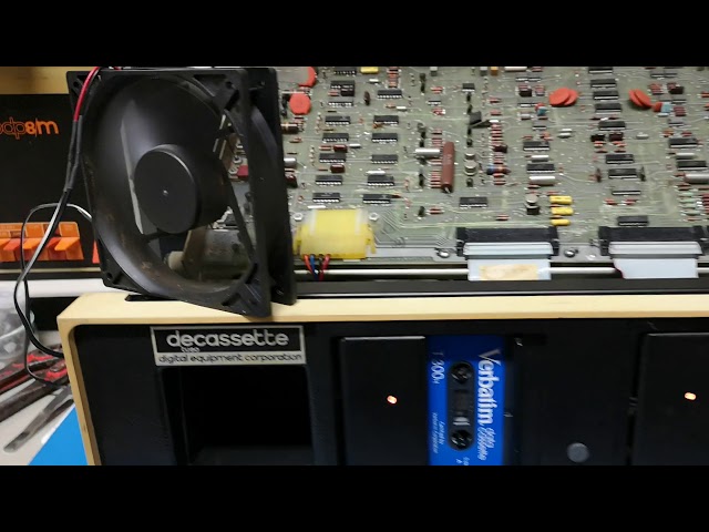 TU60 running maindec on PDP8/M