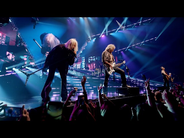 DEF LEPPARD Live at Caesars Palace - Week 1