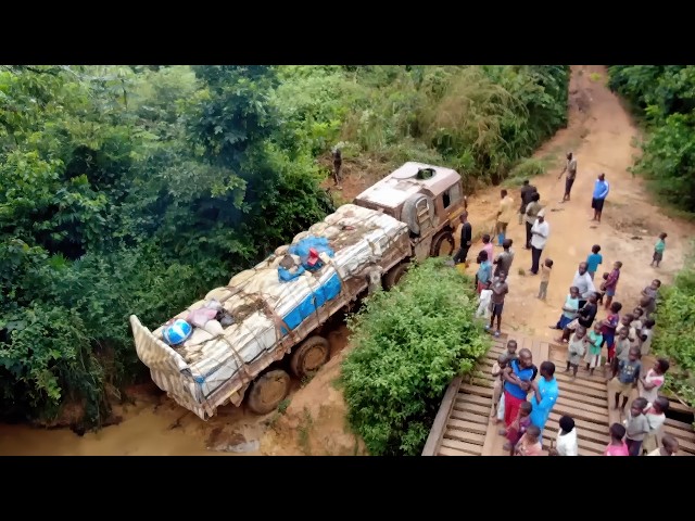 Congo: Jungle Couriers | The roads of the impossible