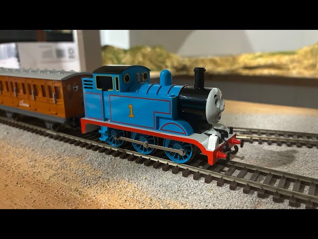 Review: Bachmann DCC and Sound Thomas the Tank Engine