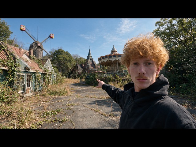 Exploring Japan's Strangest Abandoned Theme Park...