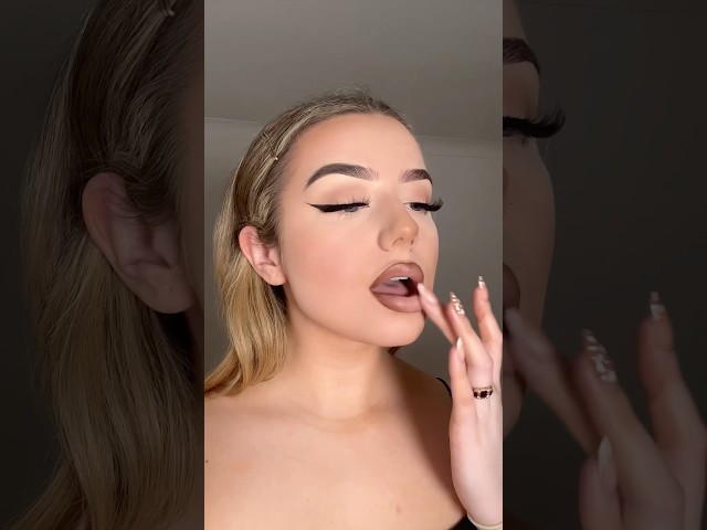Latina Baddie inspired makeup tutorial ✨what do we think of matte skin? #contour #browkit #grwm