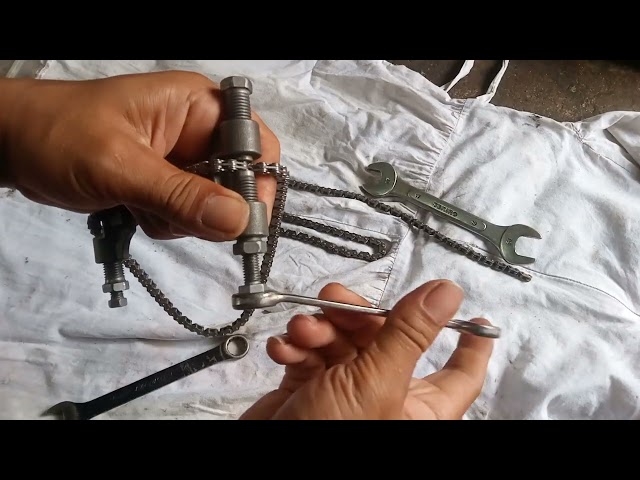 Not many people know how to cut and connect a timing chain ‼️#howto #timing #chain #tools #otomotif 