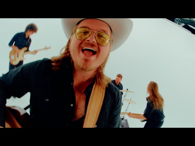Caleb Lee Hutchinson - Fast One (Official Music Video)