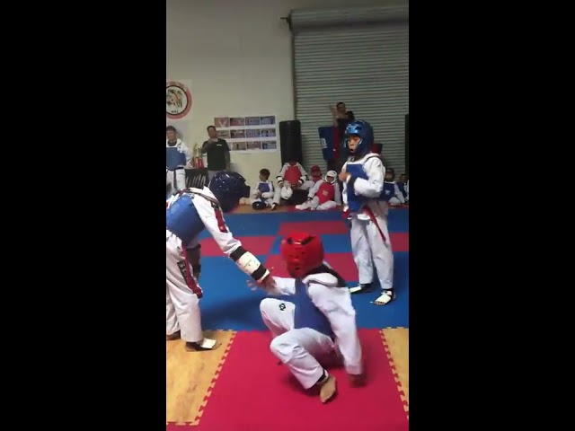 JamieHannah 2nd Poom Sparring vs 2 boys
