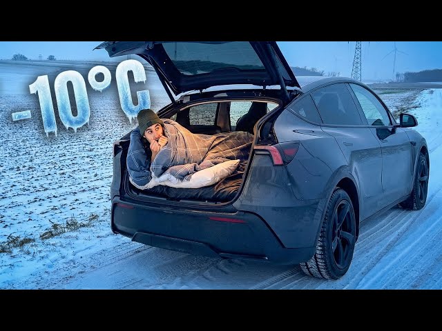 Sleeping in the 2026 Tesla Model Y Standard at -10°C