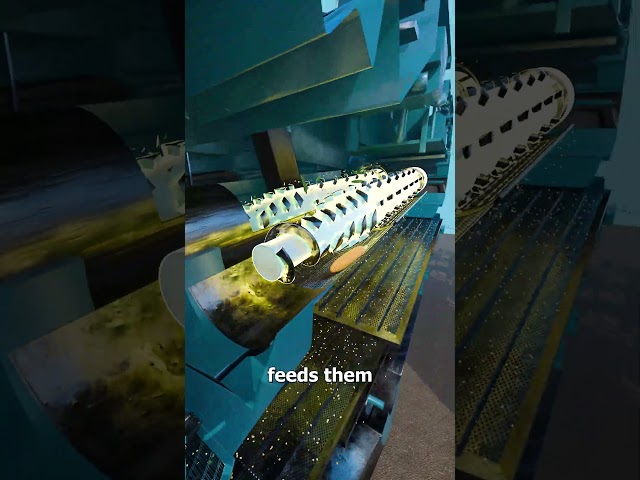 How A Corn Harvester Works 🤔