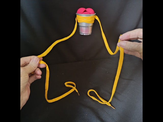 "Levitating cup" magic trick + how to make.