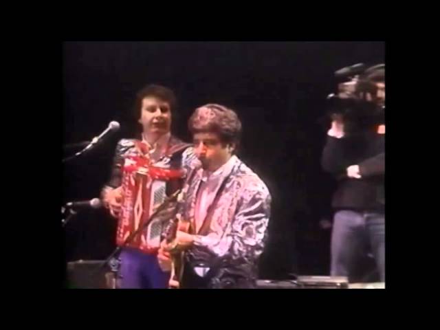 Los Humildes - Popurri (Morena La Causa Fuiste//Delgadina//Tu Retrato//Ambicion) (En Vivo) (Live)