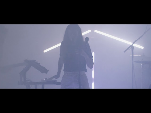 Mogli - 'Strobe Lights' (Live in Berlin)