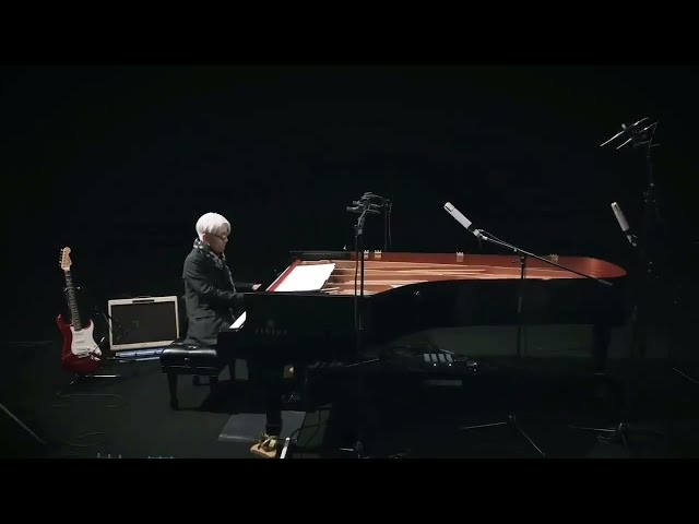 Ryuichi Sakamoto - Gui