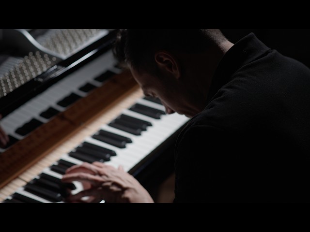 Binary Data XLII - Alfonso Peduto [for piano with real-time delays]