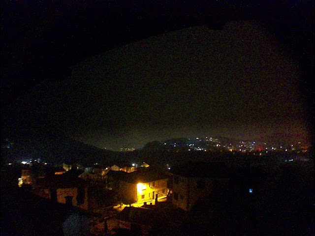 RaspberryPi Live Camera Stream from Italy, beautiful countryside for coding, studying & scripting