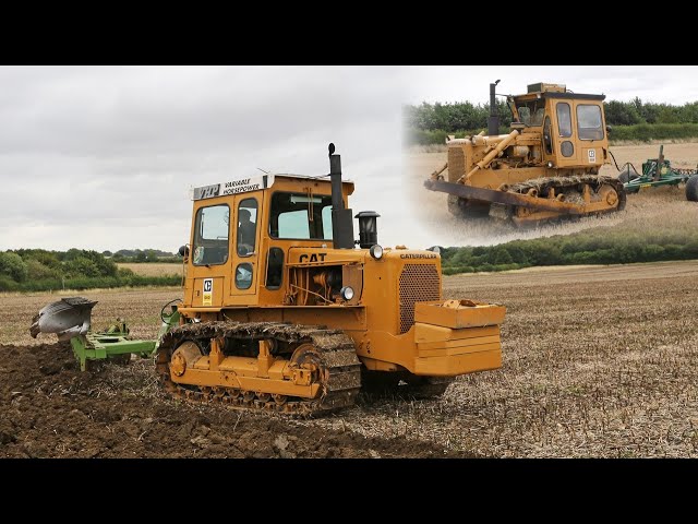 Ploughing with 1984 Cat D6D SA VHP & 8f Dowdeswell DP1 | Subsoiling with Cat D6D and Cousins V-Form