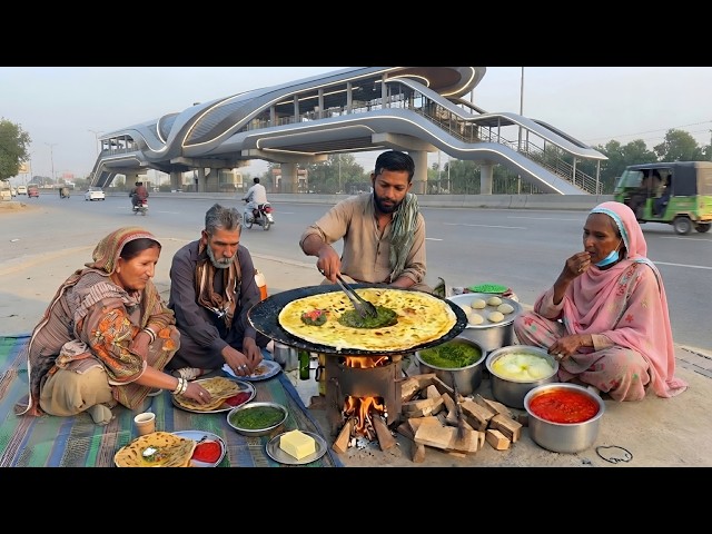 60/-Rs NO SHOP, NO RESTAURANT 😍 ROADSIDE PARATHA MASTER | SAAG PARATHA |DESI STREET FOOD IN PAKISTAN