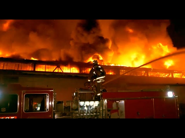 Stringers Live 🔴 3-Alarm Fire in Los Angeles - PMTV