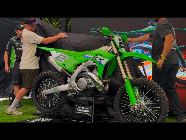 Ryan Villopoto Reveals the ALL NEW Kawasaki KX327 2 Stroke at Loretta’s! Will You Buy One?!