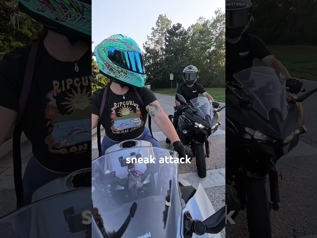🍑 #booty #bikergirl #kawasakigirl #girlbiker #bikelife #kawasaki #kawasakininja #shark #foryou