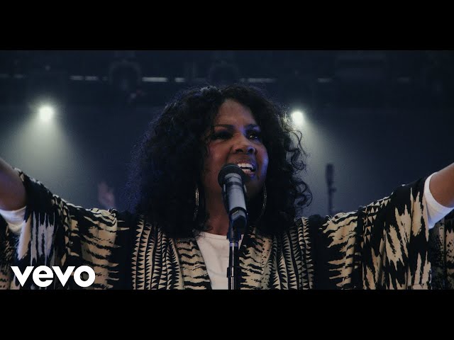 CeCe Winans - Worthy (Official Video)