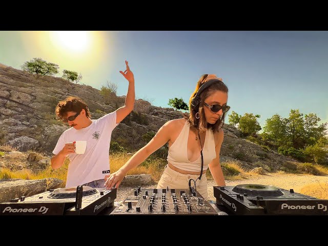 Funky Chill House Mix - Amii Watson B2B Jimmi Harvey