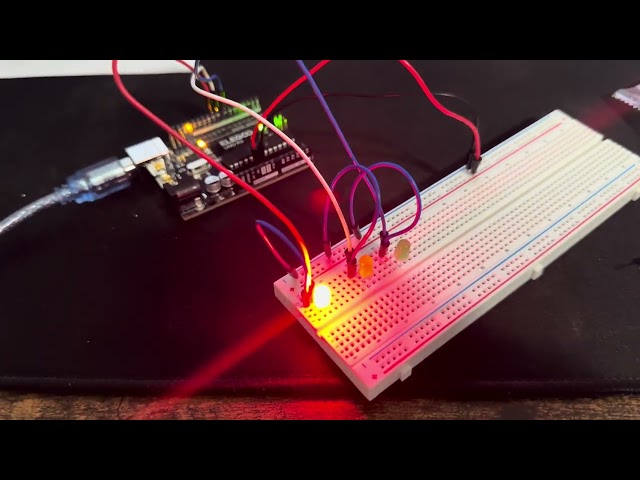Basic Traffic light System | Arduino Project