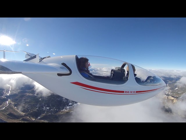 360 VR sailplane flight. You can drag the video