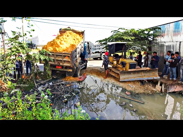 First Starting A New Project!! Filling Land By Bulldozer Komat'Su D20P With 5ton Trucks