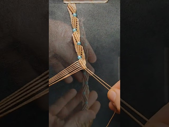 You Won't Believe How Easy This Macrame Bracelet Tutorial Is!