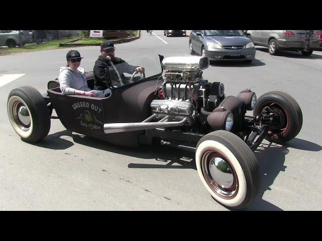 Street sound of Rat Rods,Hot Rods and street machines, accelerations and burnouts