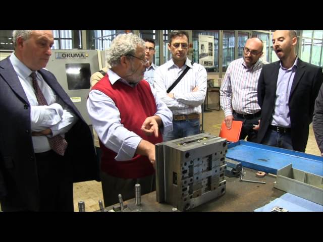 Progetto stampi: come smontare uno stampo completo